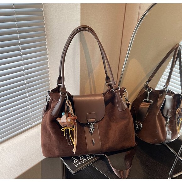 Chocolate Brown & Mocha PU Leather Trim Shoulder Bag! - Picture 5 of 6